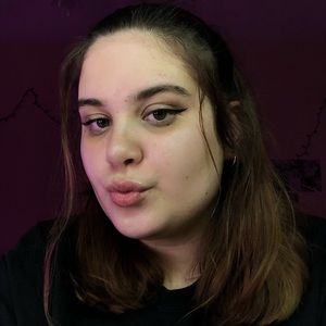 Meet your Posher, Emmaline